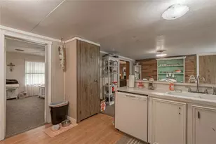 151 Moon Lk Dr, Trinity, TX 75862 - Photo 14