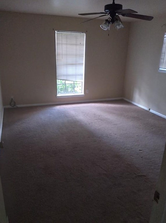 615 Sunset Ln, Alvin, TX 77511-3530