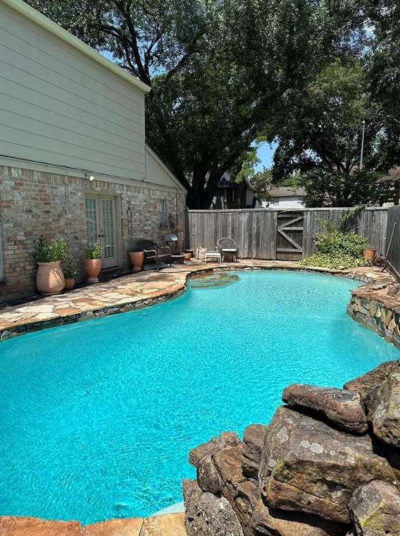 715 Dominion Dr, Katy, TX 77450-2020
