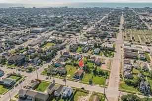 3913 Ball St, Galveston, TX 77550 - Photo 22
