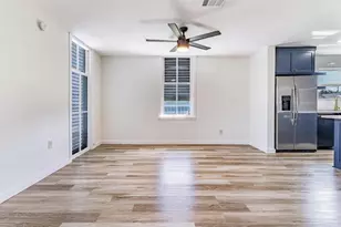 3913 Ball St, Galveston, TX 77550 - Photo 8