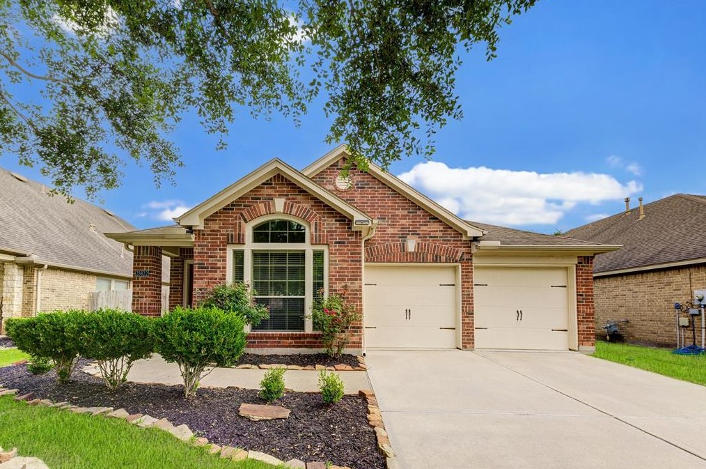 25822 Palmdale Estate Dr, Richmond, TX 77406