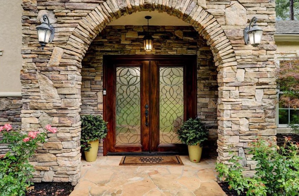 2502 Lake Gardens Ct, Humble, TX 77339
