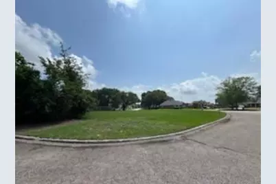 7288 Lakeshore Circle, Willis, TX 77318 - Photo 1