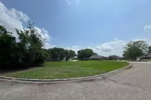 7288 Lakeshore Cir, Willis, TX 77318 - Photo 1