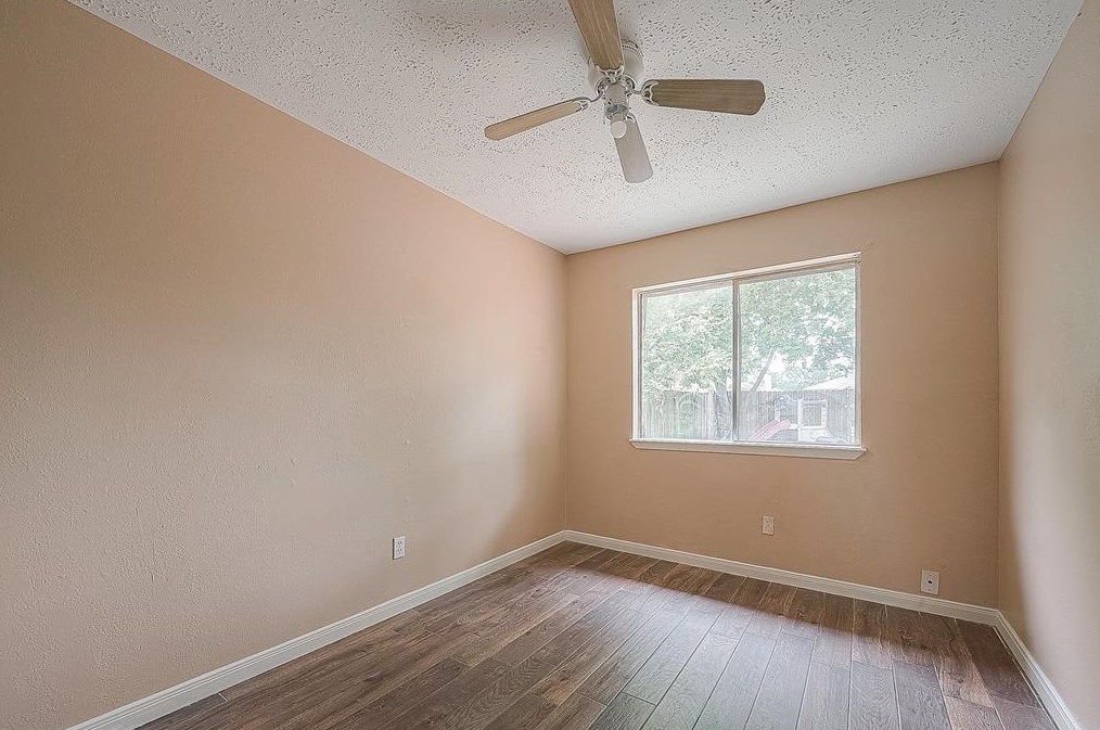 19327 Cypress Bay Dr, Katy TX 77449-4034 exterior