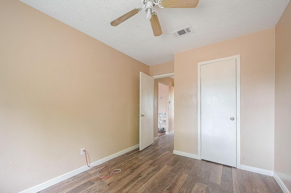 19327 Cypress Bay Dr, Katy TX 77449-4034 exterior