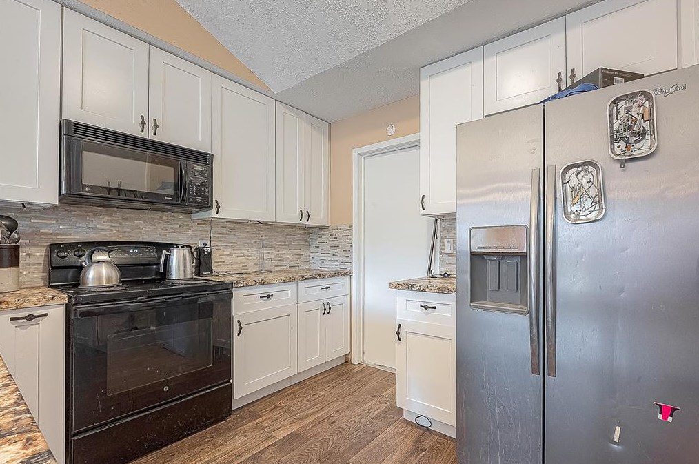 19327 Cypress Bay Dr, Katy TX 77449-4034 exterior