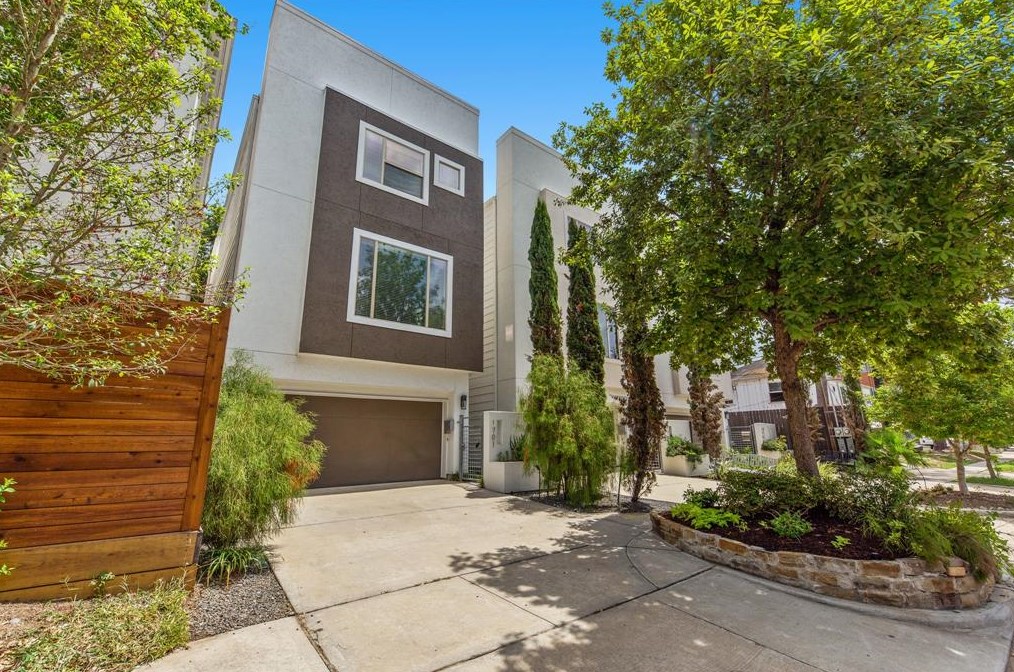 1701 Binz St, Houston, TX 77004