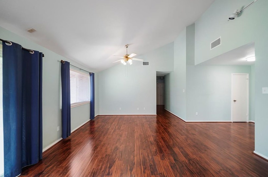 17206 Park Lodge Dr, Spring TX  77379-4401 exterior