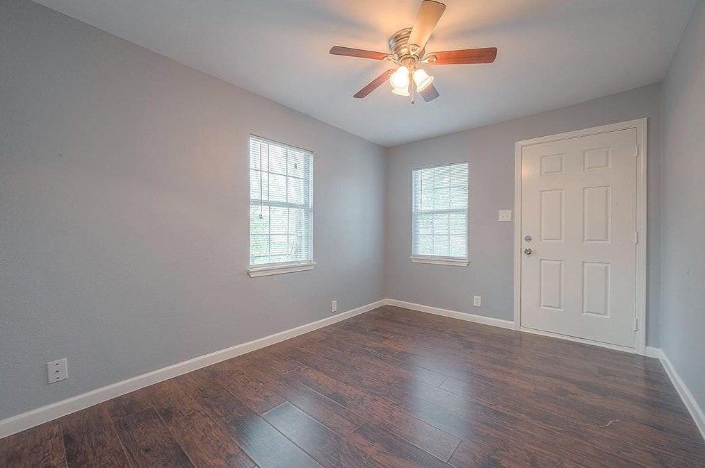 3906 Leffingwell St, Houston TX  77026-4756 exterior