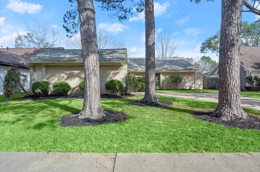 15606 Stoney Fork Dr, Houston, TX 77084