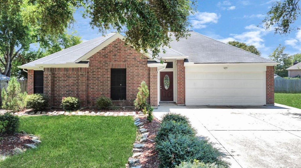 322 Cypress Ln, Morgans Point, TX 77571