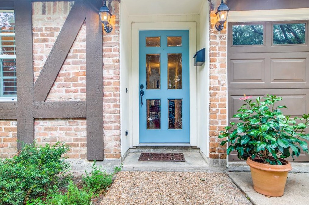13830 Britoak Ln, Houston, TX 77079-3333