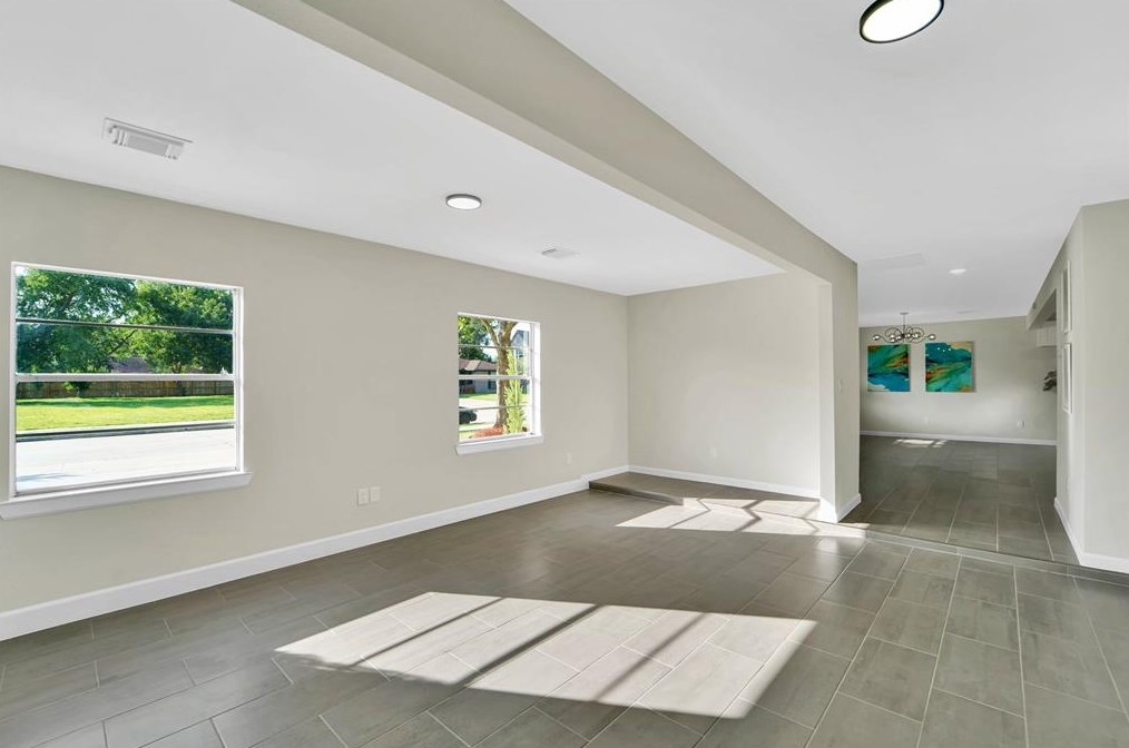 10910 Sageorchard Ln, Houston TX  77089-3918 exterior