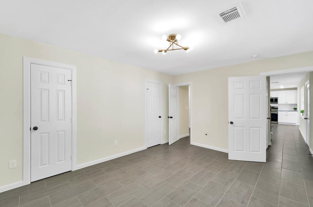 10910 Sageorchard Ln, Houston TX  77089-3918 exterior