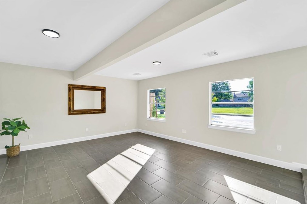 10910 Sageorchard Ln, Houston TX  77089-3918 exterior