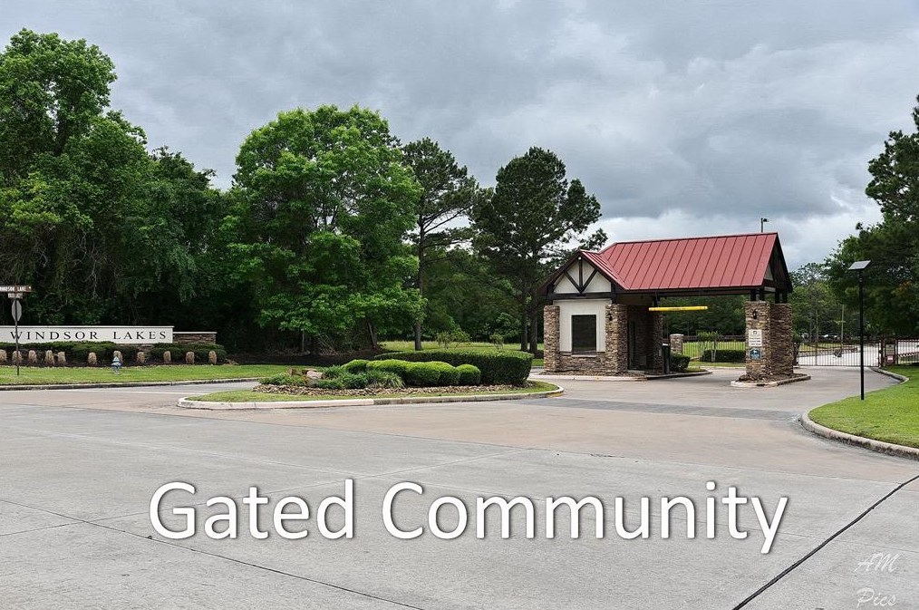 123 N Dylanshire Cir, Conroe, TX 77384