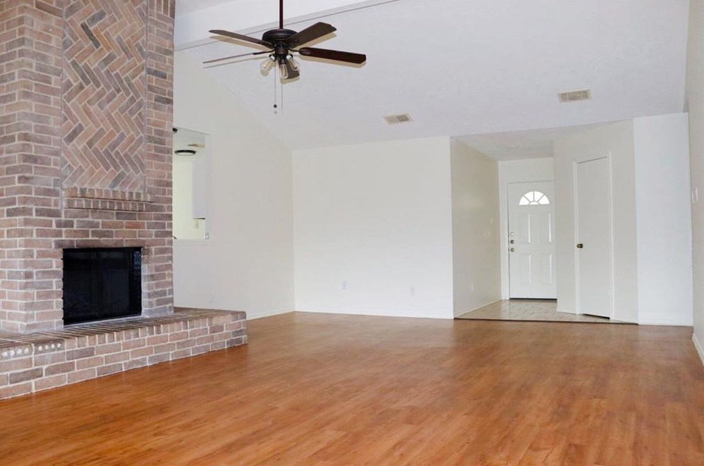 21330 Golden Dove Dr, Spring, TX 77388