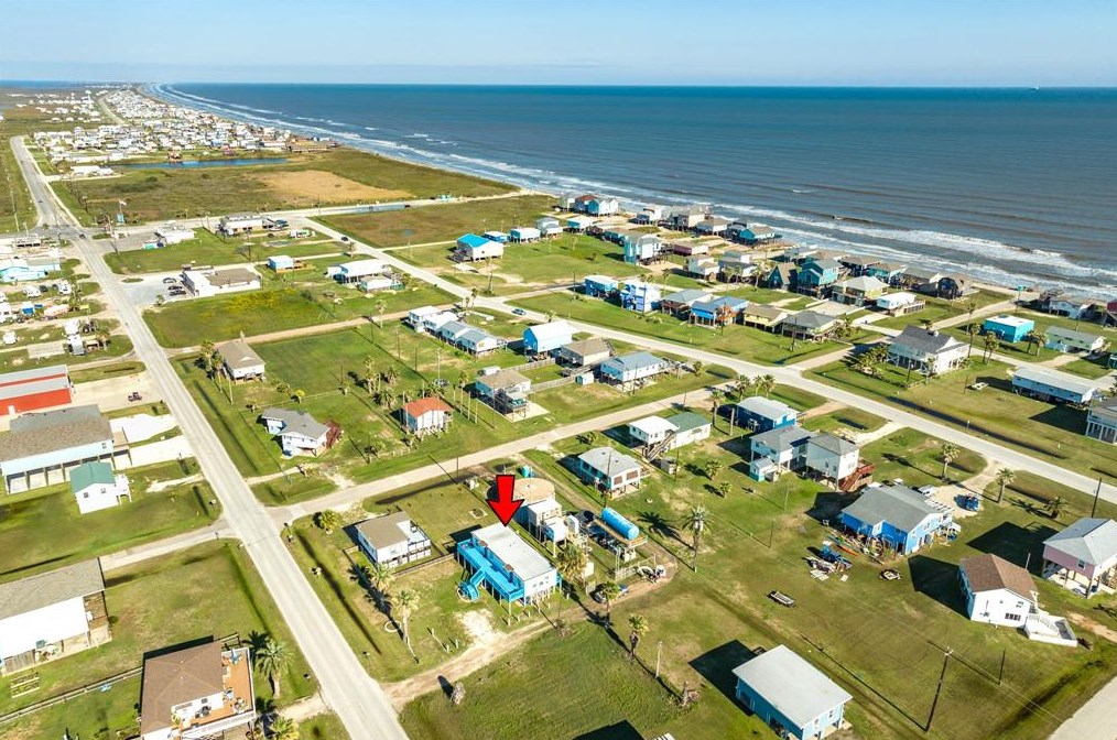 309 Ft Velasco, Jones Creek TX  77541-7204 exterior