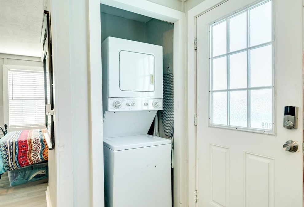 309 Ft Velasco, Jones Creek TX  77541-7204 exterior