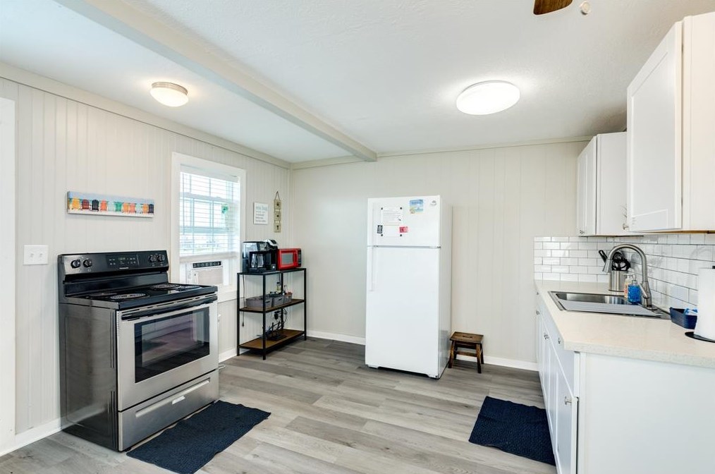 309 Ft Velasco, Jones Creek TX  77541-7204 exterior