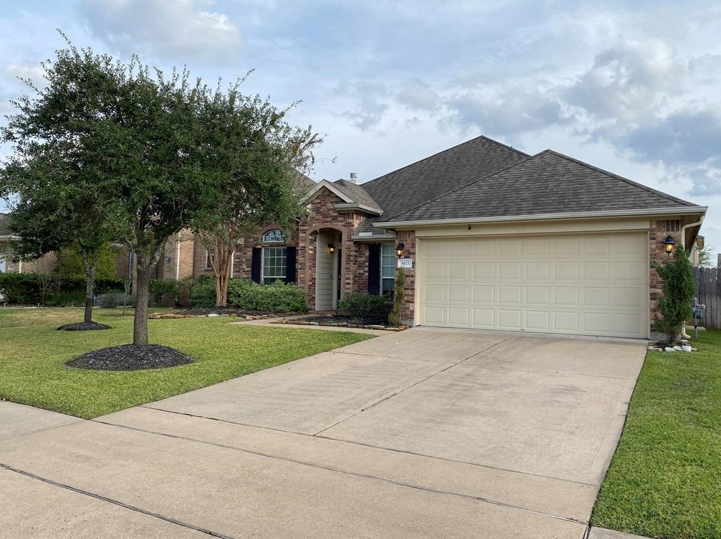 9023 Kinnel Ln, Tomball, TX 77375