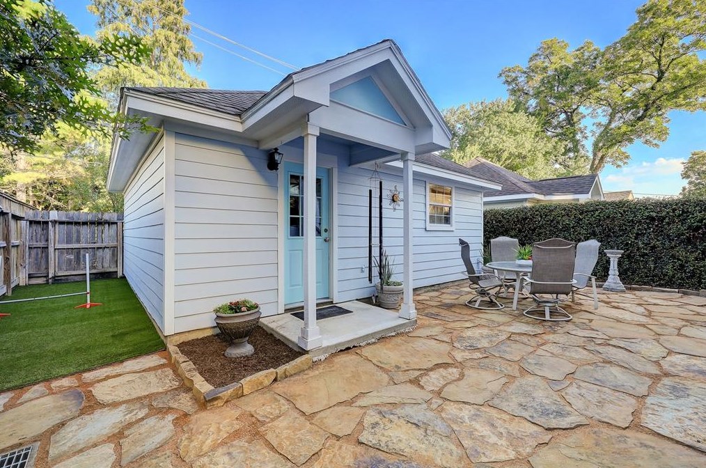 1536 Waverly, Houston TX  77008-4149 exterior