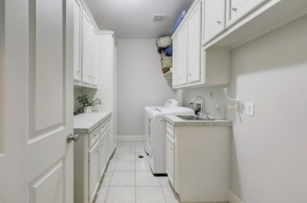 1536 Waverly, Houston TX  77008-4149 exterior