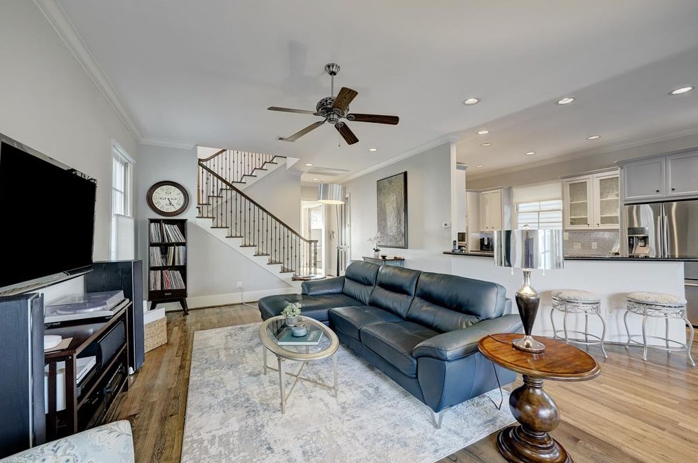 1536 Waverly, Houston TX  77008-4149 exterior