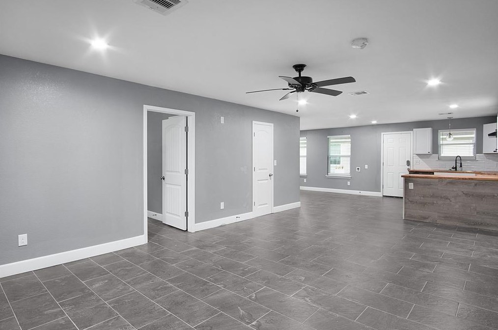 2116 Cromwell St, Houston TX  77093-2414 exterior