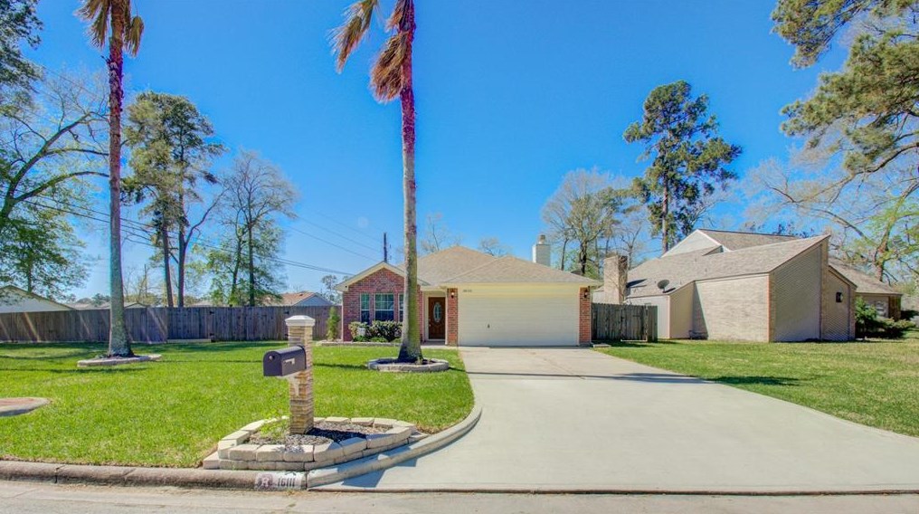 16111 Forecastle St, Crosby, TX 77532-5525