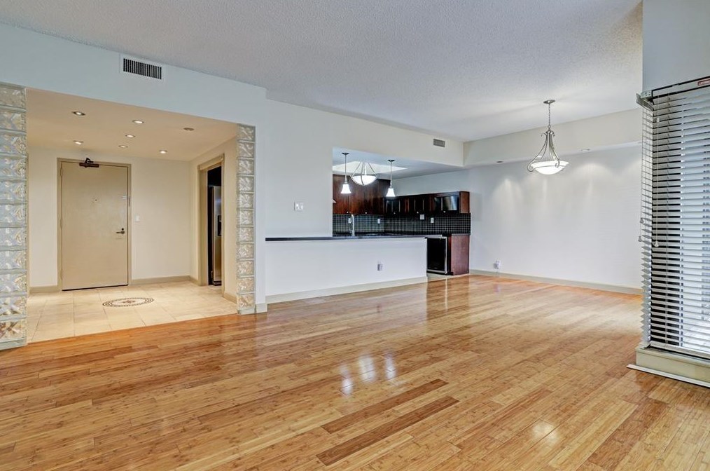 2001 Holcombe Blvd Unit 402, Houston, TX 77030