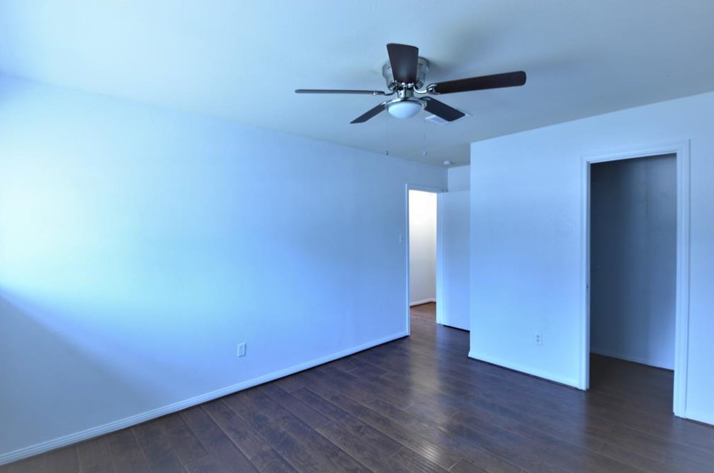 16323 Autumn Wind Dr, Houston TX  exterior