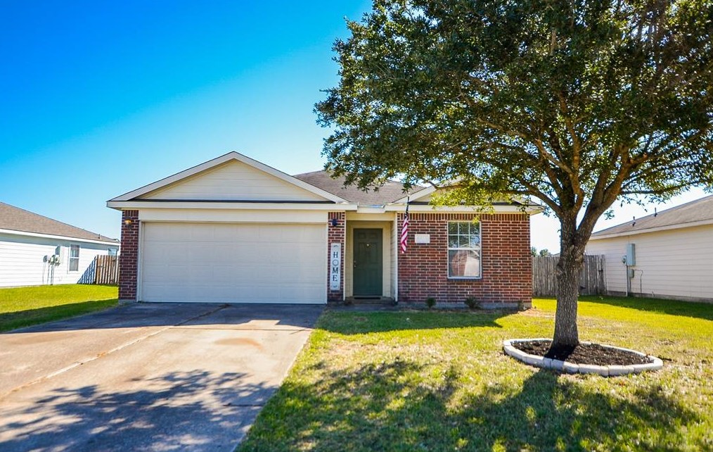 6823 Garnet Trail Ln, Richmond, TX 77469