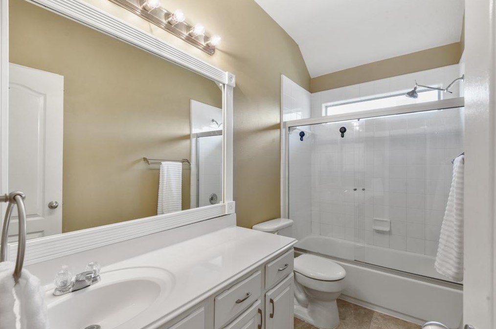 5115 Laura Lee Ln, Pasadena TX 77504-2385 exterior