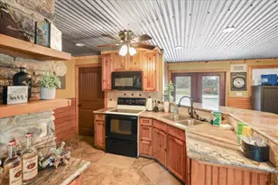 2120 Fm 1406 Rd, Winnie, TX 77665 - Photo 40