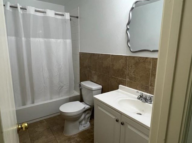 1914 Flycaster Dr, Spring TX  77388-7522 exterior