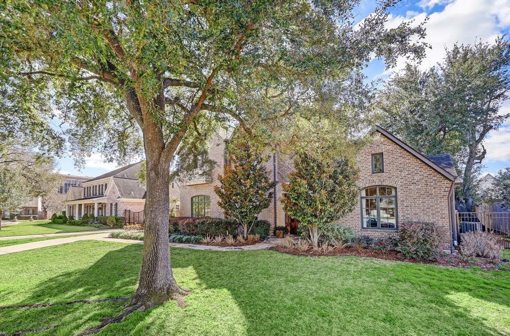 5635 Willers Way, Houston, TX 77056-2608