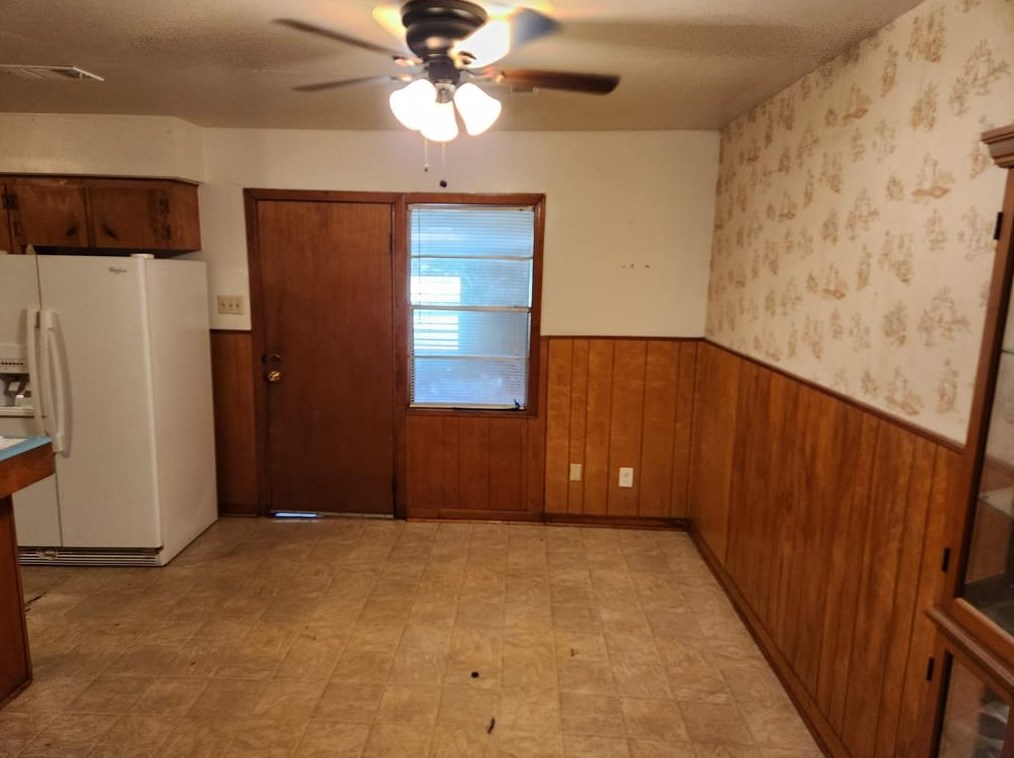 4518 Brookwoods Dr, Houston TX  77092-8338 exterior