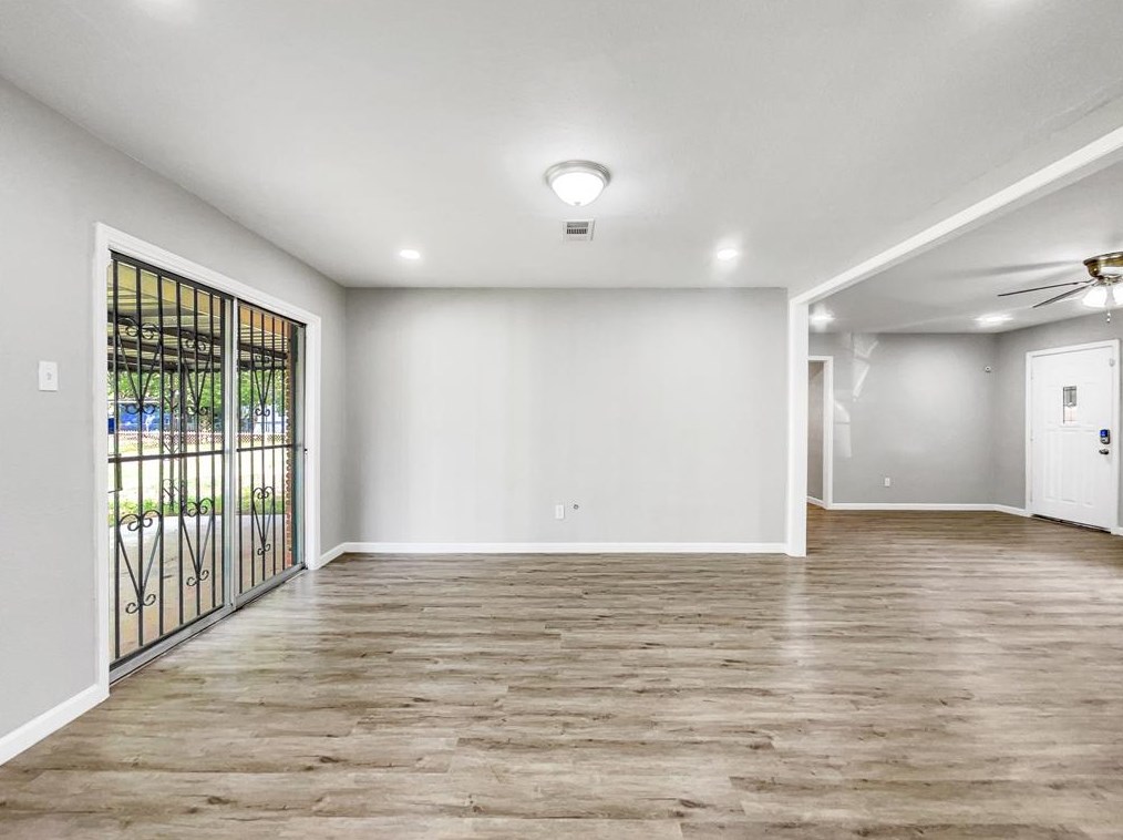 5535 Crane St, Houston TX  77026-4012 exterior