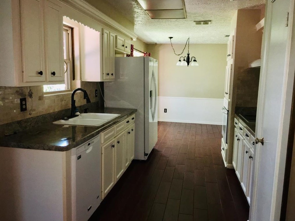 4826 Lost Oak Dr, Spring TX  77388-4946 exterior