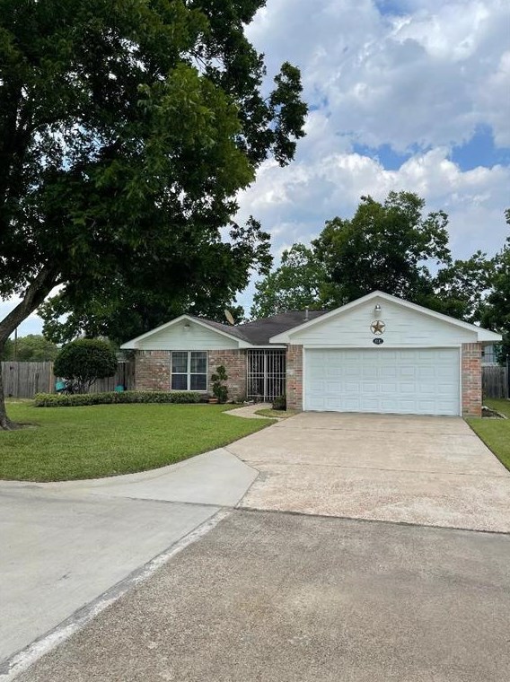 8610 Havner Ct, Houston TX  77037-2930 exterior