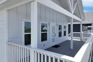 1021 Sunset Circle W, Crystal Beach, TX 77650 - Photo 16