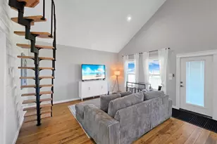 1021 Sunset Circle W, Crystal Beach, TX 77650 - Photo 18