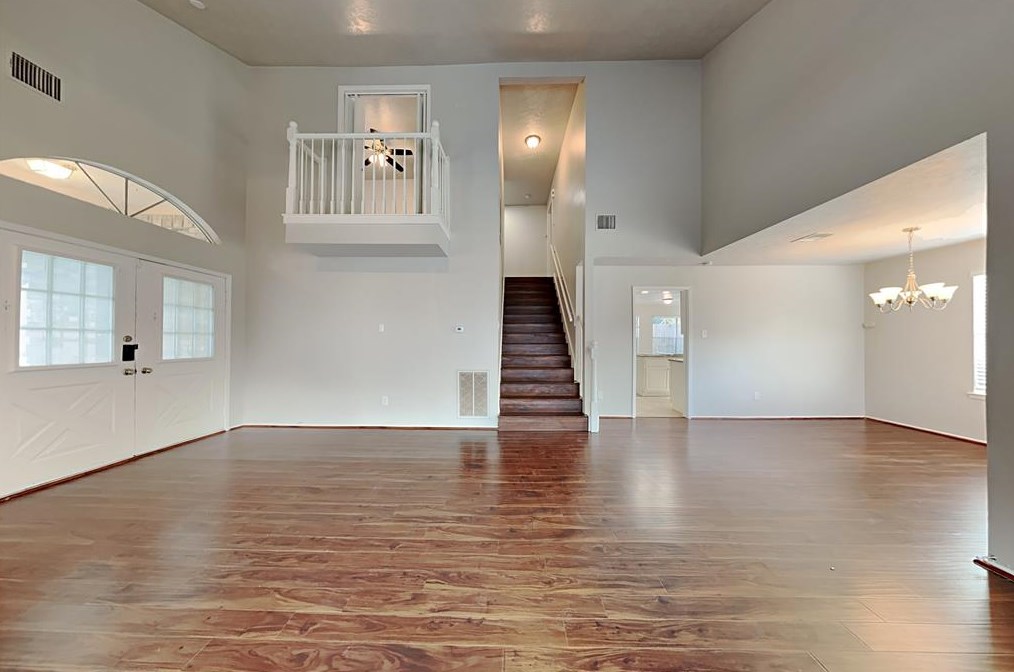 8618 Spruce Mill Dr, Houston, TX 77095