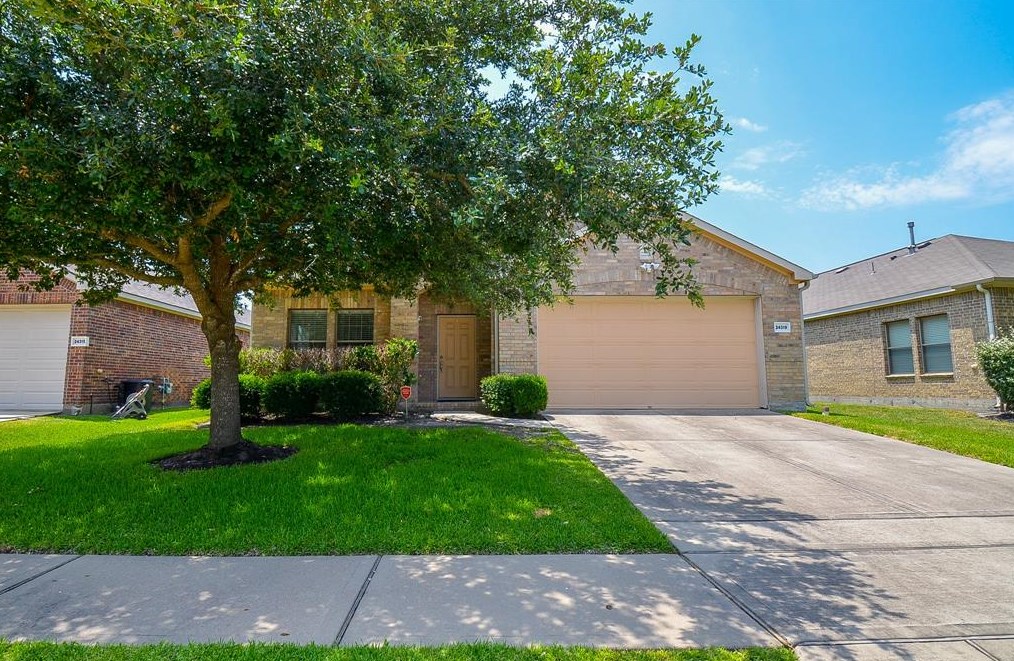 24319 Courtland Oaks St, Katy TX  77494-0277 exterior
