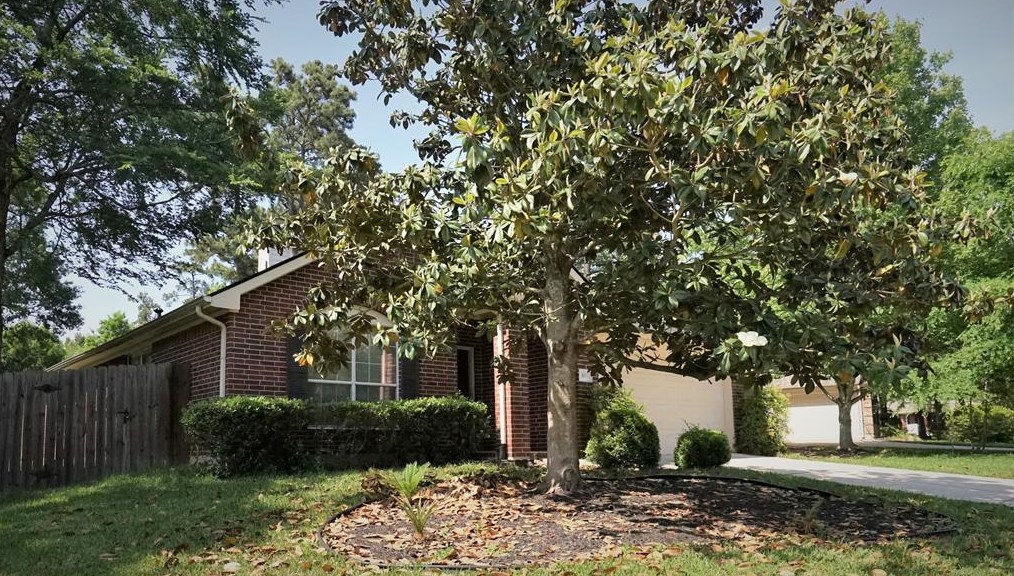 106 S Abram Cir, Spring, TX 77382