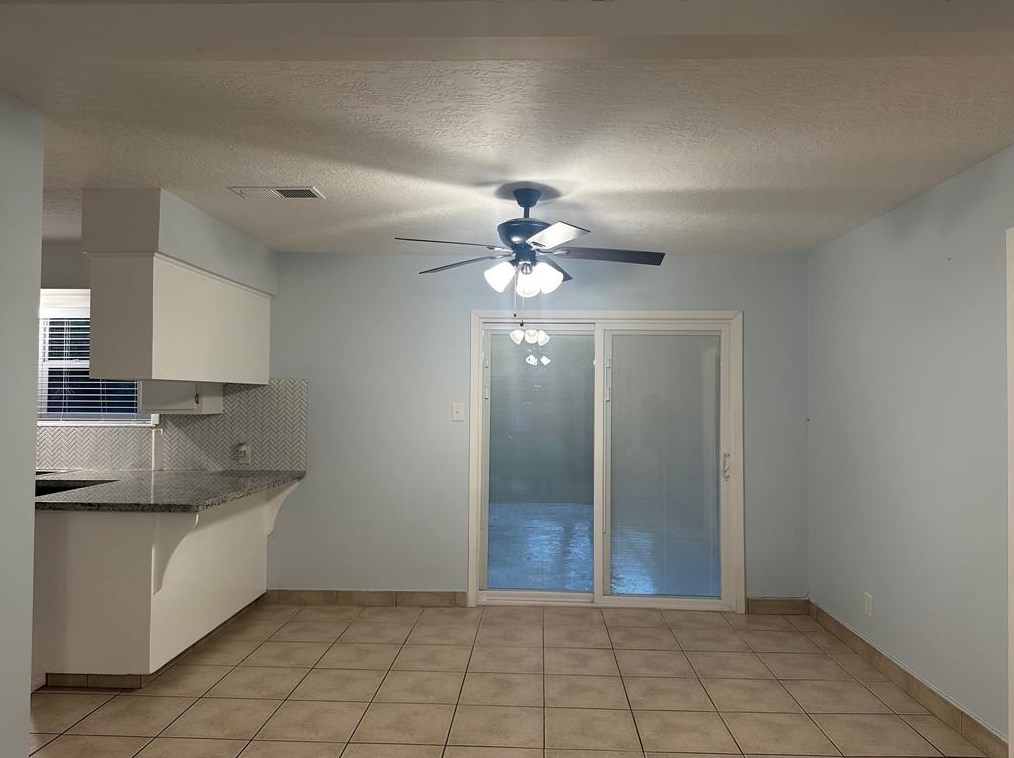 1505 Effie Ln, Pasadena TX 77502-2904 exterior