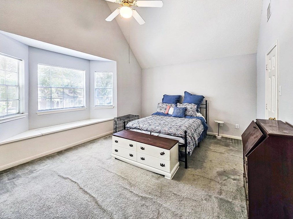 816 2nd St, League City TX  77573-2404 exterior